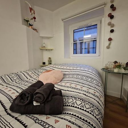 Апартаменты Studio Cosy - Coeur Du Vieux Лион Экстерьер фото